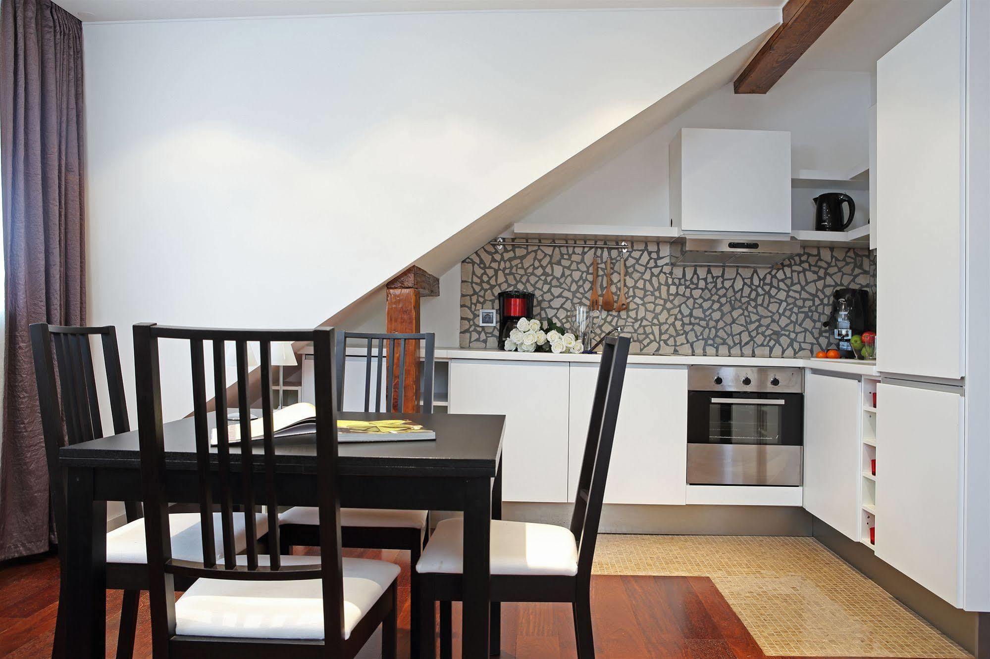 The Queen Luxury Apartments - Villa Giada Luxemburgo Exterior foto